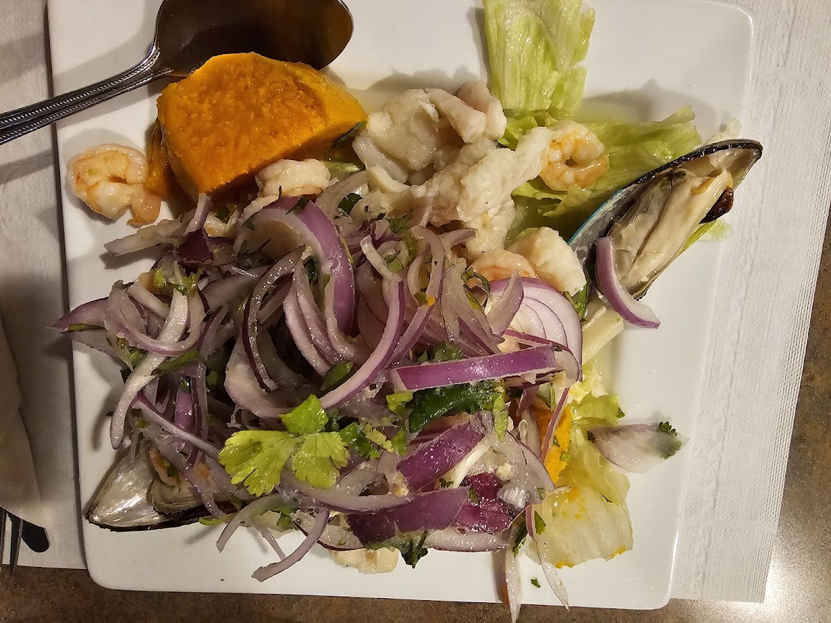 El Centroamericano Restaurant Y Liquor Bar-8