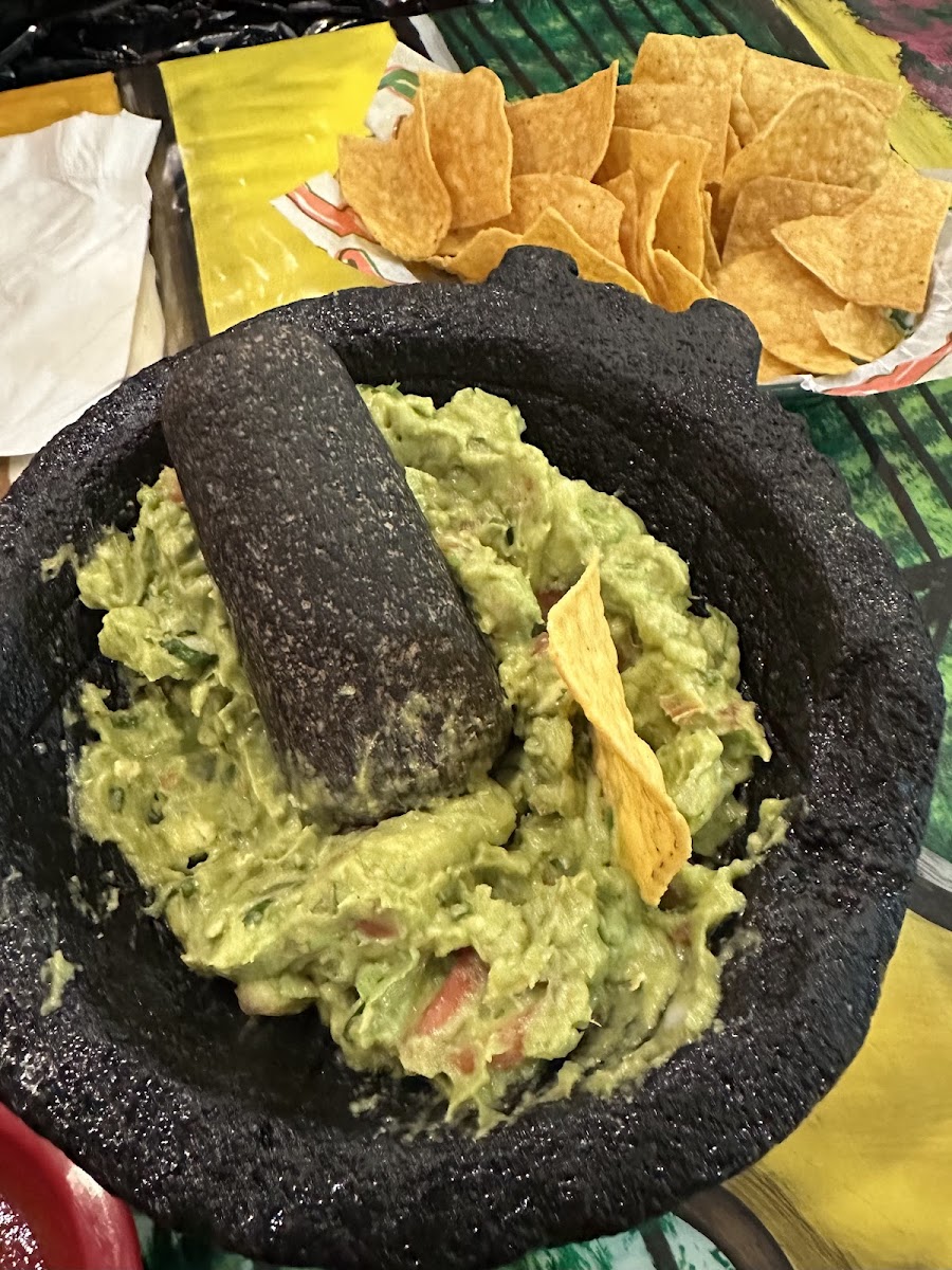 El Mariachi Mexican Grill 2-6