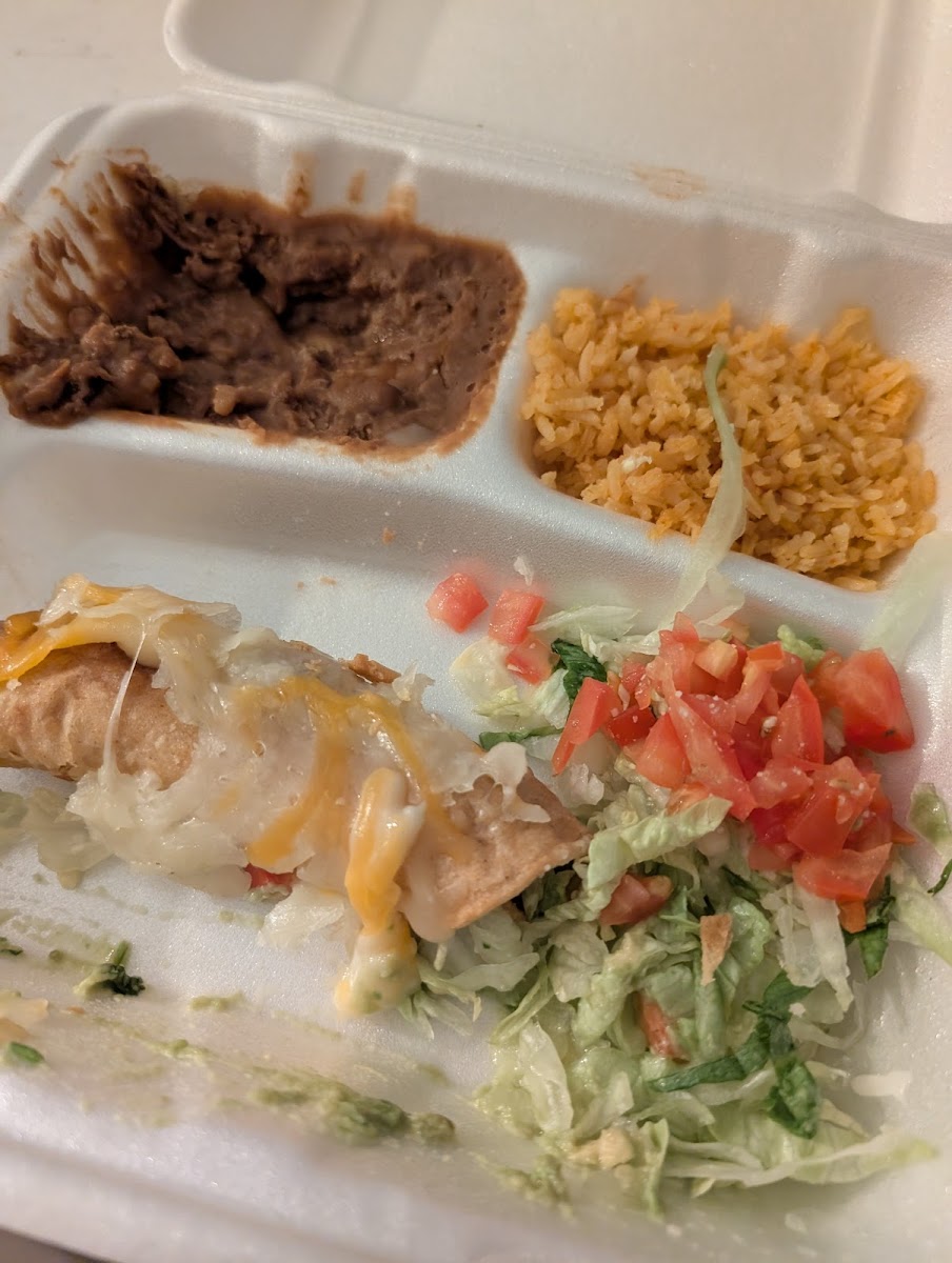 El Mariachi Taqueria-10