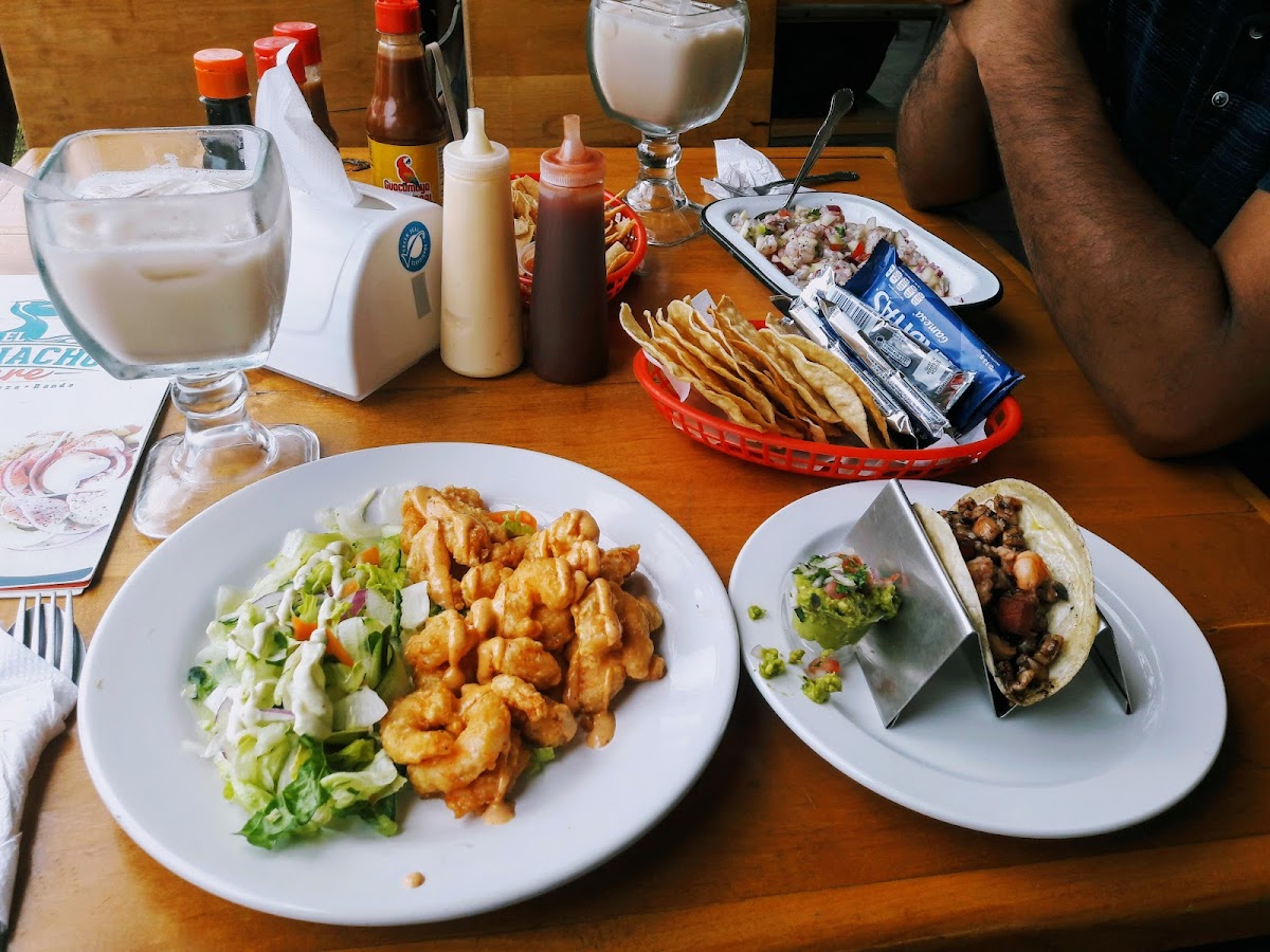 El Muchacho Alegre Tijuana-8
