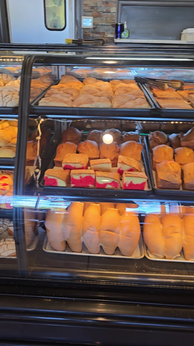 El Paraiso Restaurant And Bakery-2