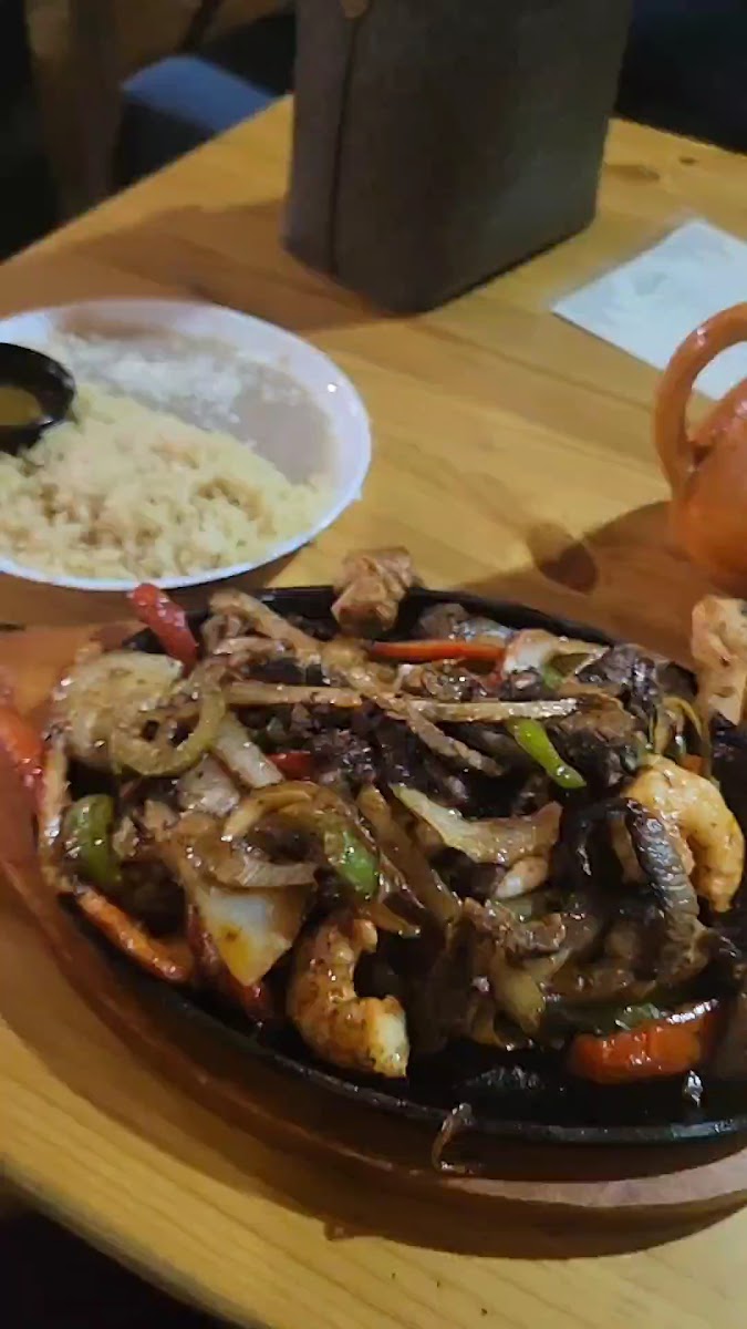 El Puesto Cocina Y Cantina-2