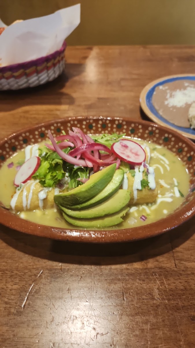 El Puesto Cocina Y Cantina-5