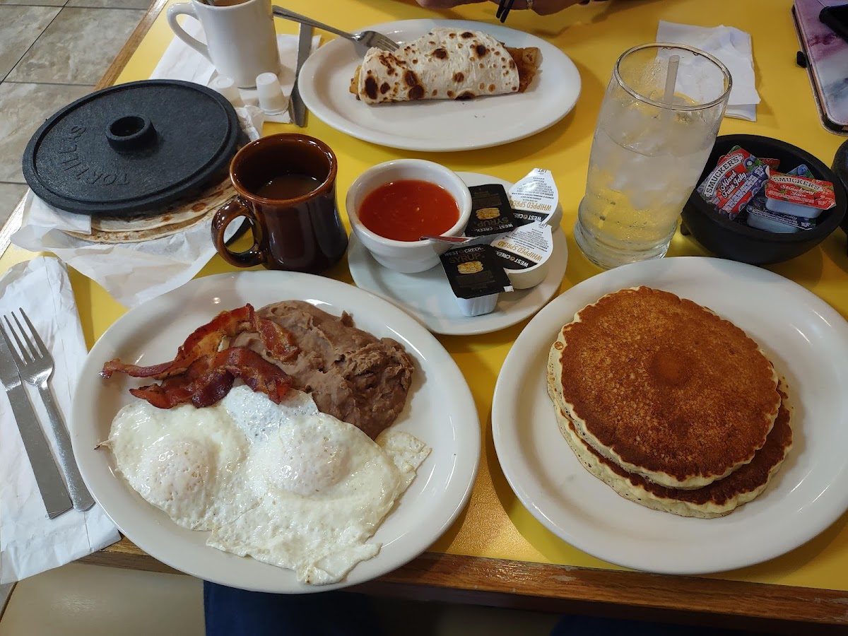 El Querreque Grill-8