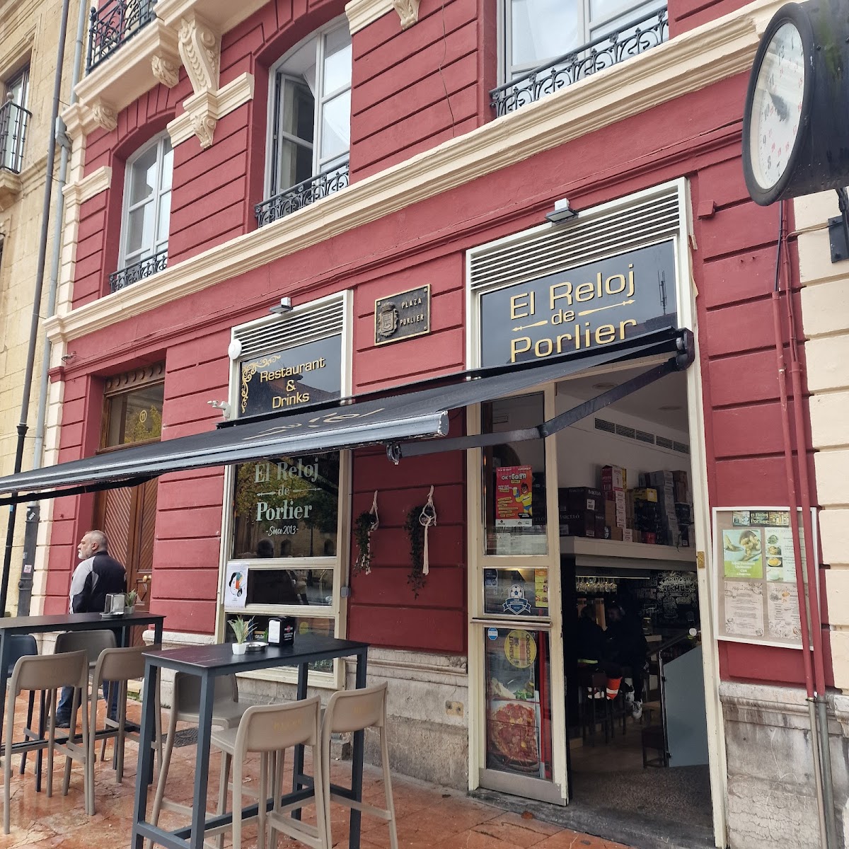 El Reloj De Porlier