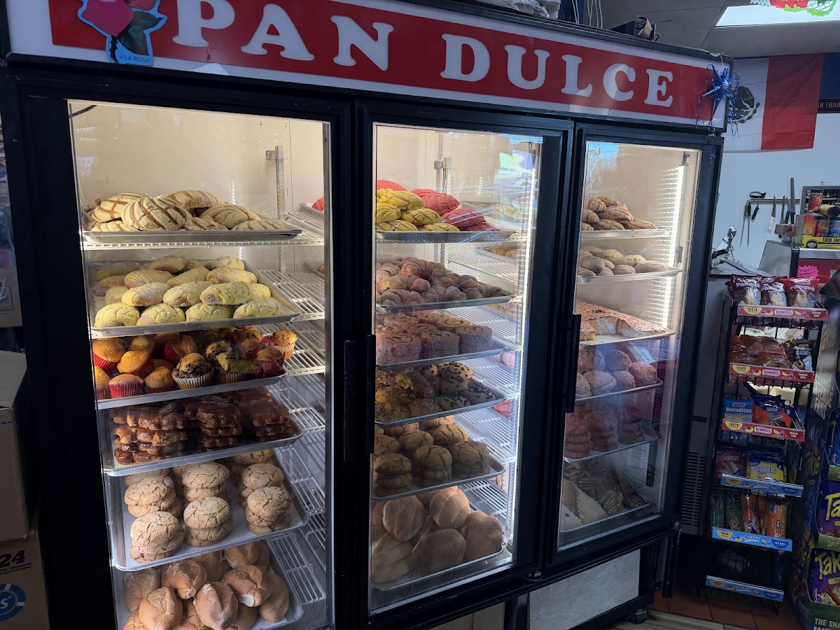 El Rey Carniceria Y Taqueria