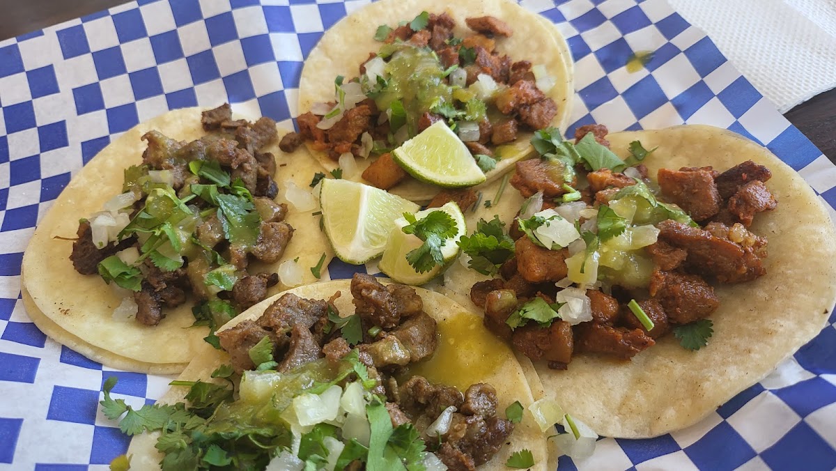 El Sinaloense Taqueria-8