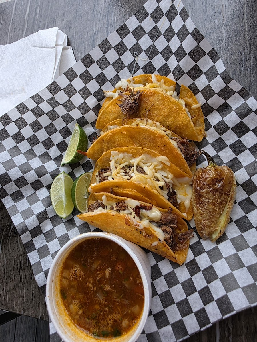 El Sinaloense Taqueria-9
