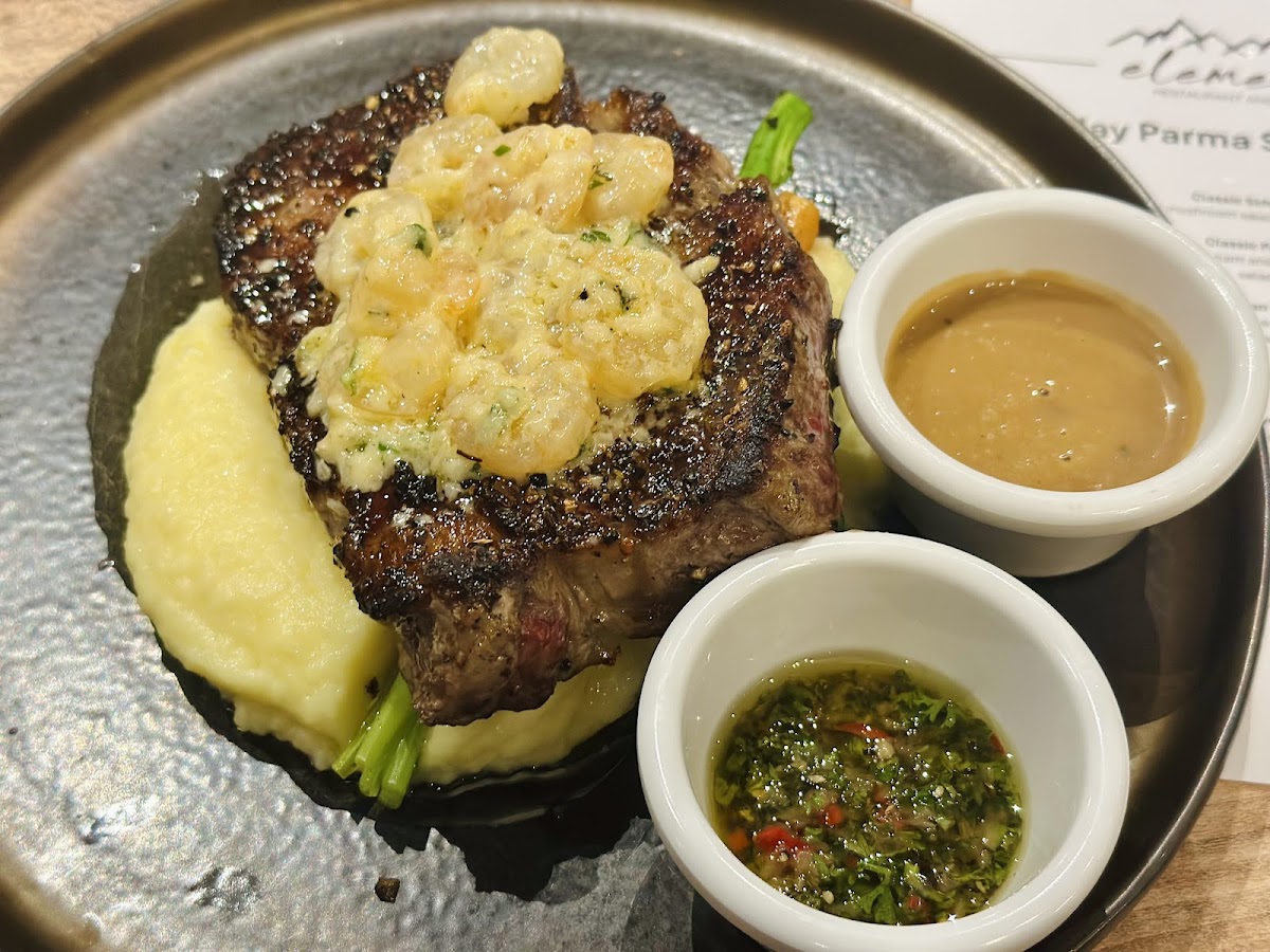 Elements Bar & Dining-2