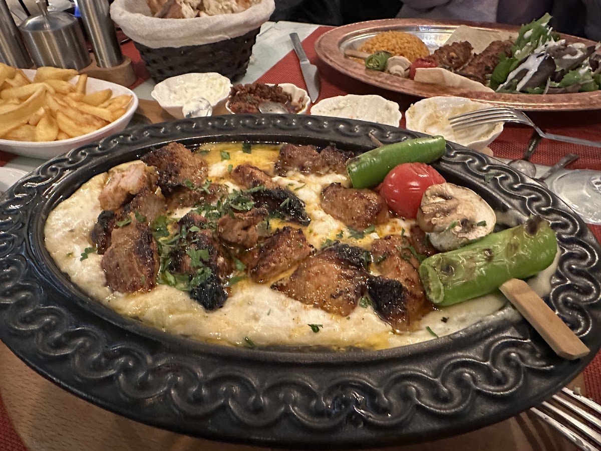 Elite Restaurant-7