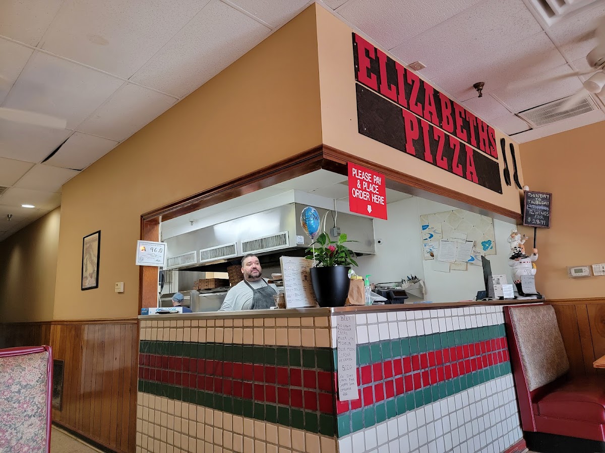Elizabeth's Italian Restaurant Pizzeria-4