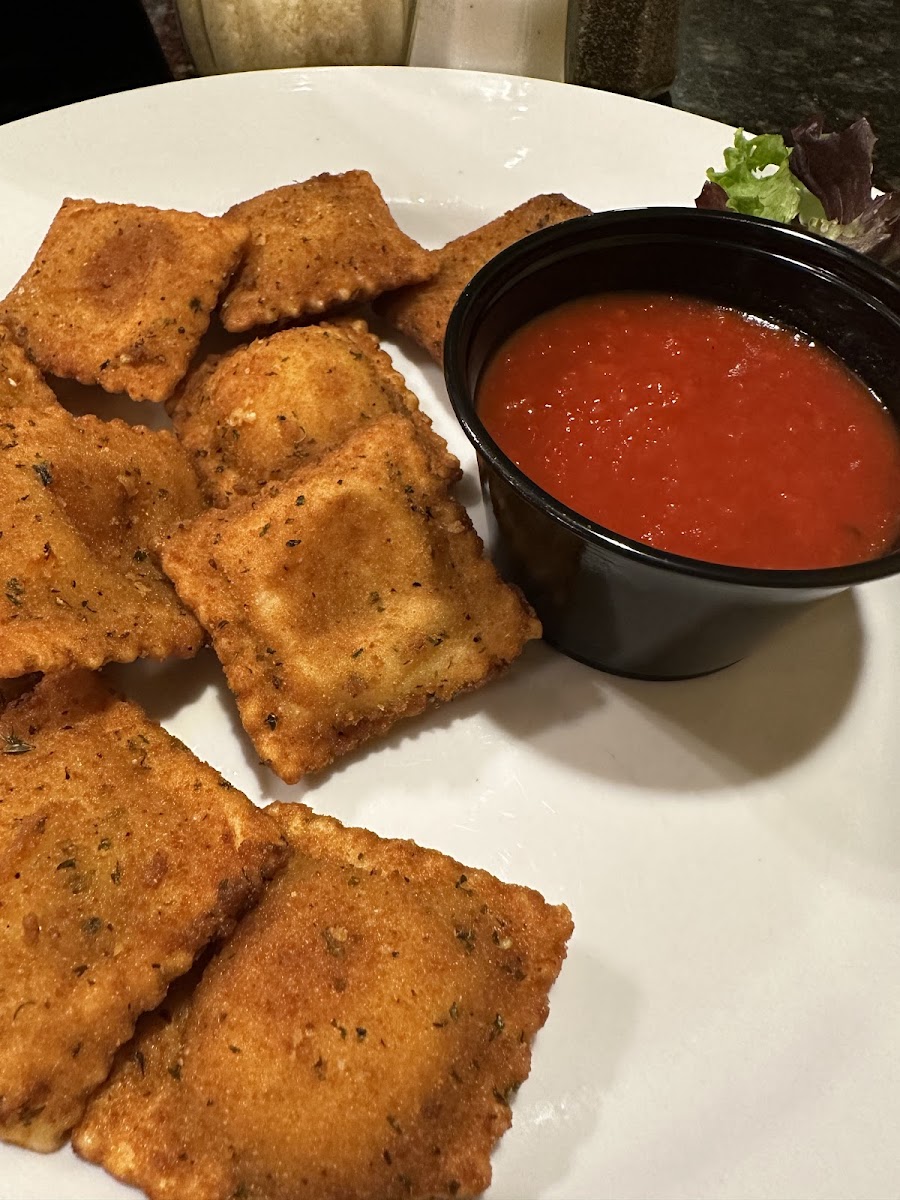 Elizabeth's Pizza And Italian Restaurant-9