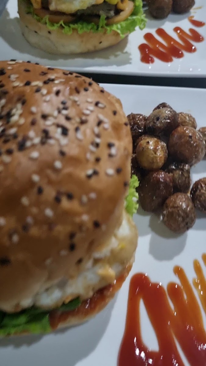 Ella Food Delivery-2