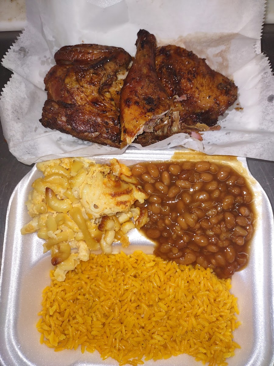 Eloise & Earnestine Soul Food-6