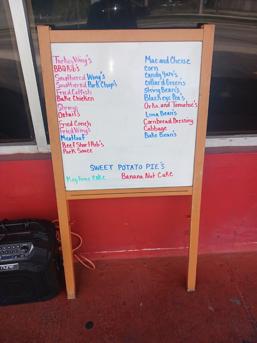 Menu Eloise & Earnestine Soul Food-5
