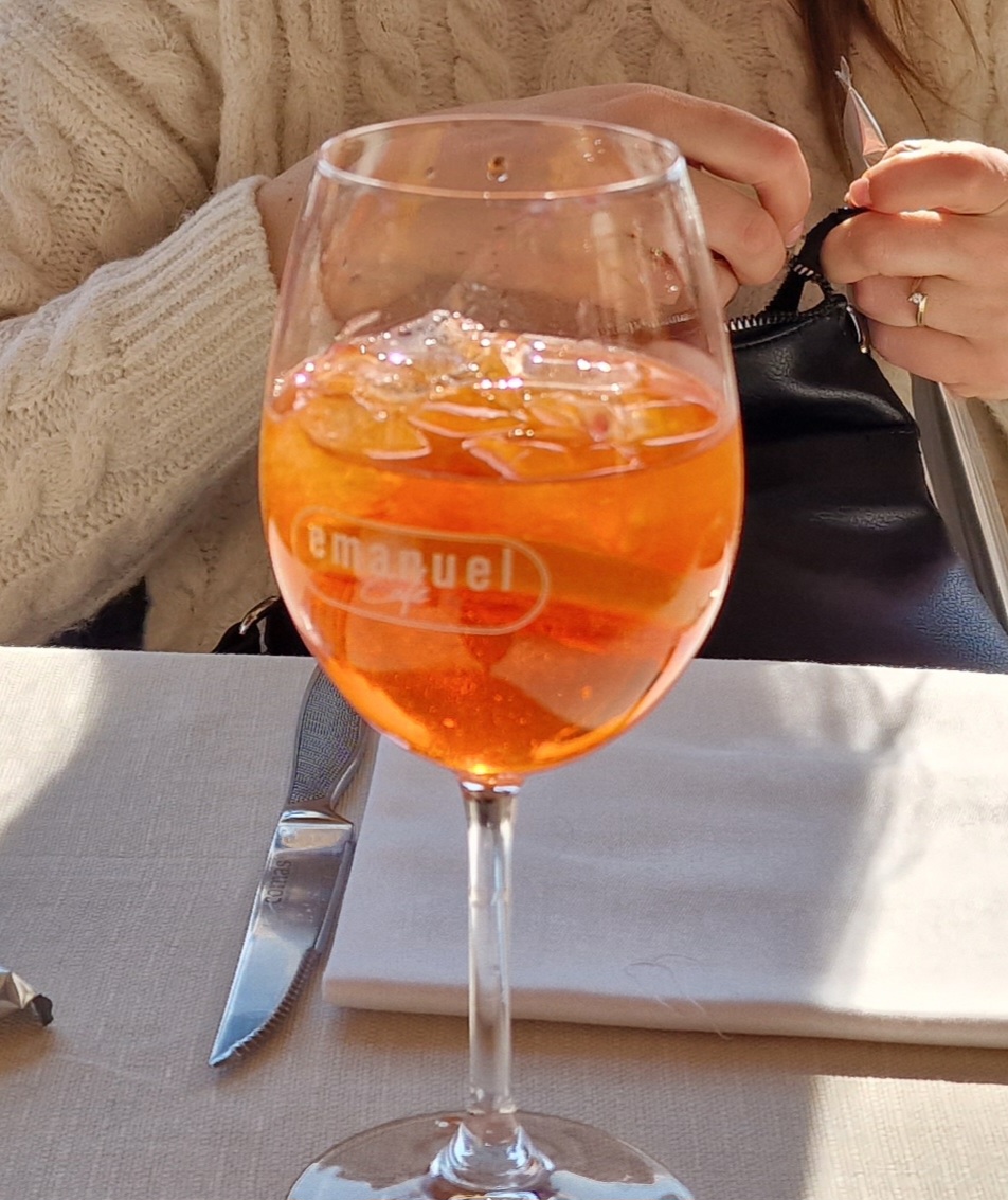 Emanuel Cafe'-5