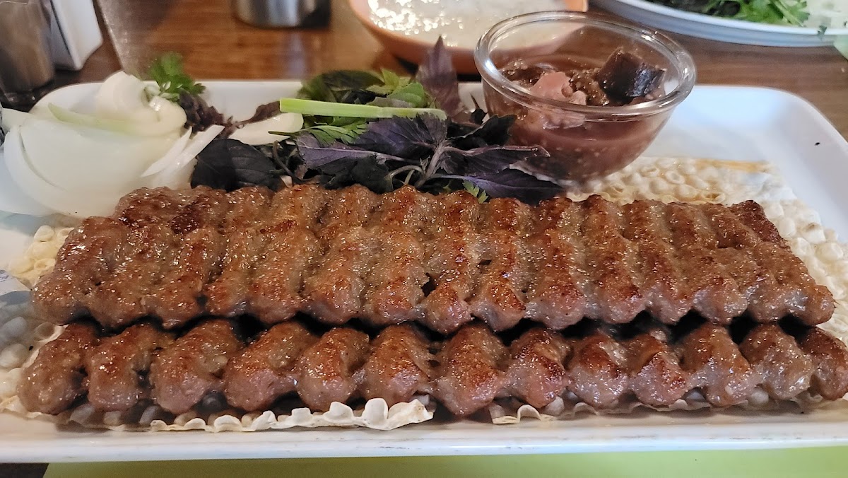 Emarat Restaurant-9