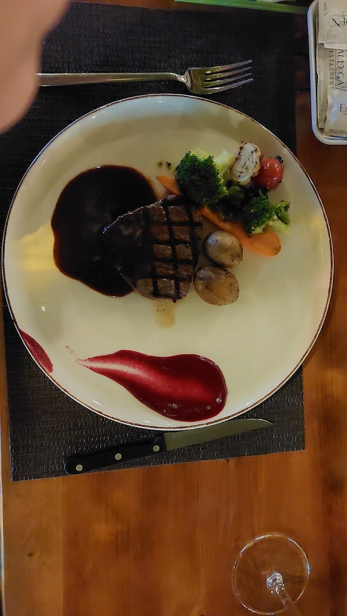 Emerald Garden Restaurant-5