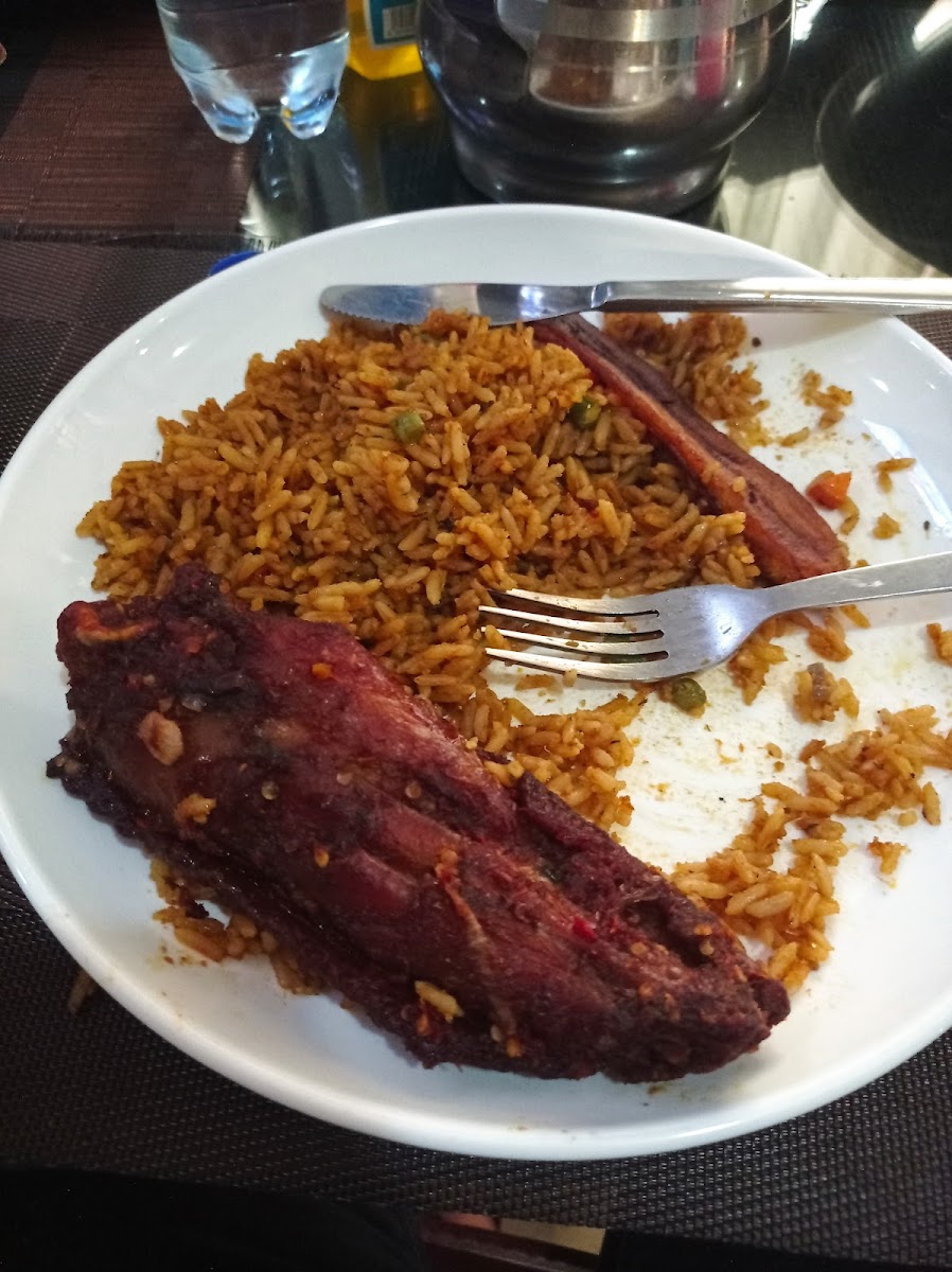 Emmy Kitchen Restaurant & Bar (Calabar Kitchen)-8