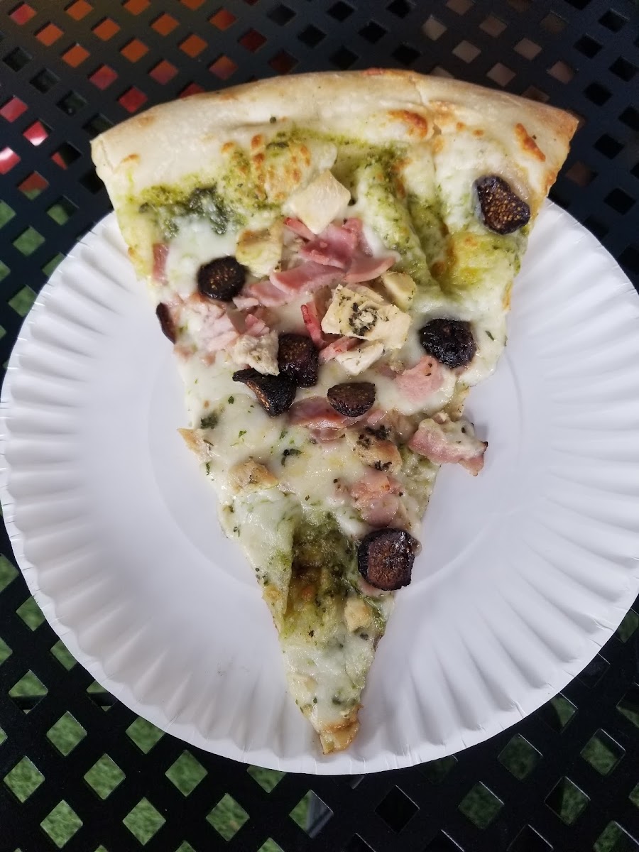 Empire Slice House - Plaza-7