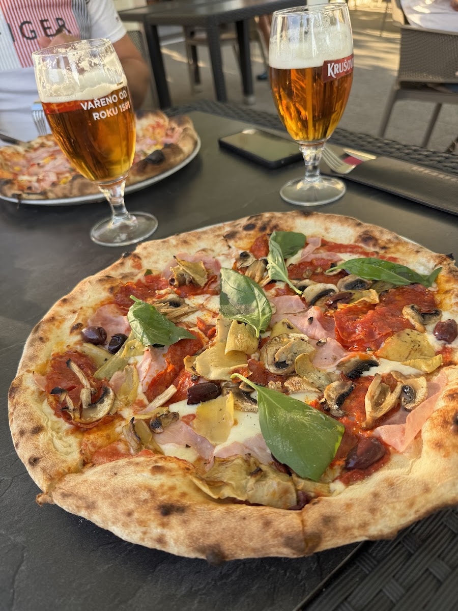Emporio Restaurant&pizza-4