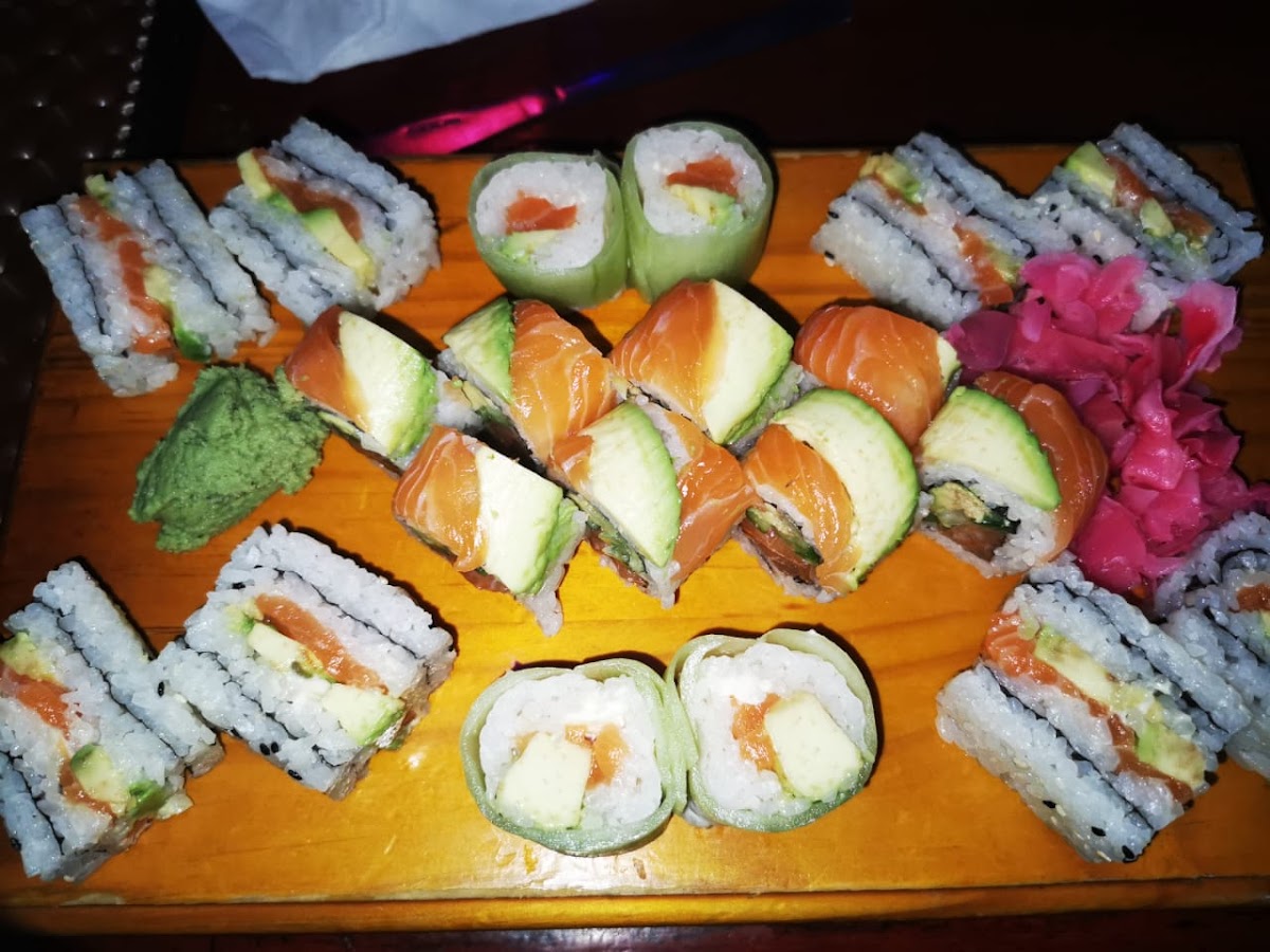 En'yi Chinese Restaurant & Sushi Bar-6