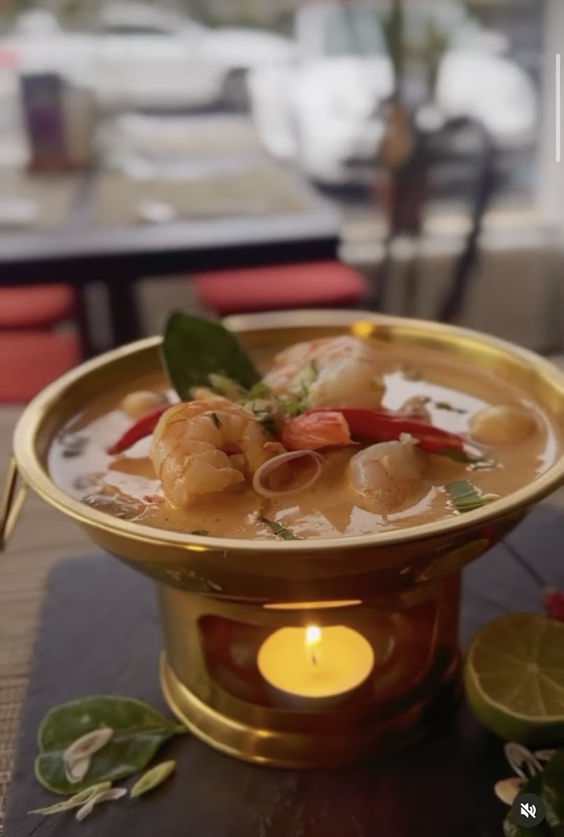 Erawan Thai Restaurant-2
