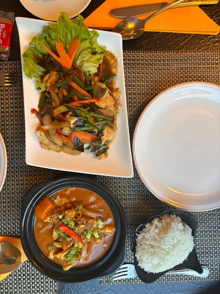 Erawan Thai Restaurant-6