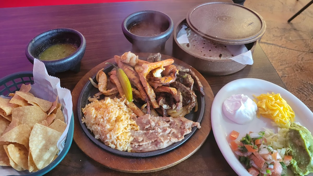 Ernesto's Mexican Restaurant-3