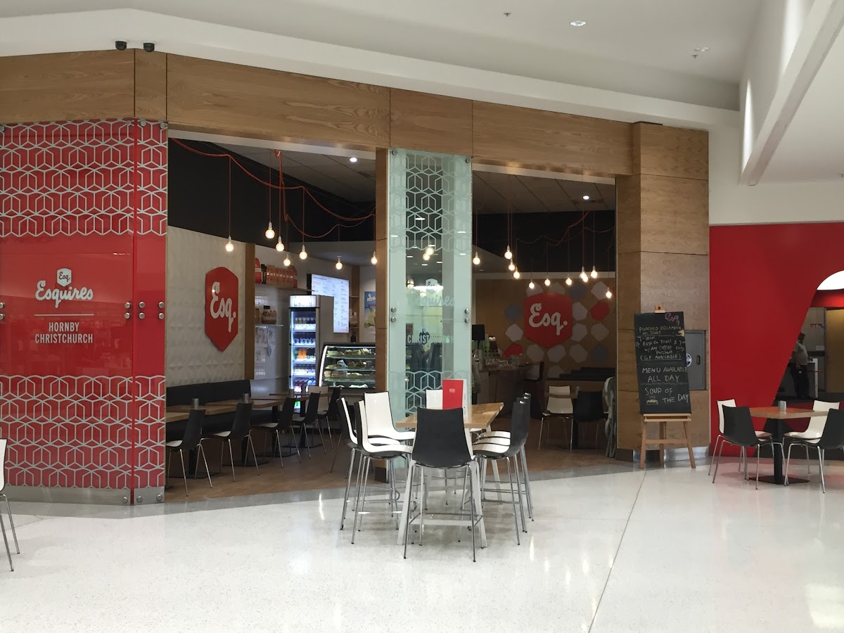 Esquires Cafe - The Hub