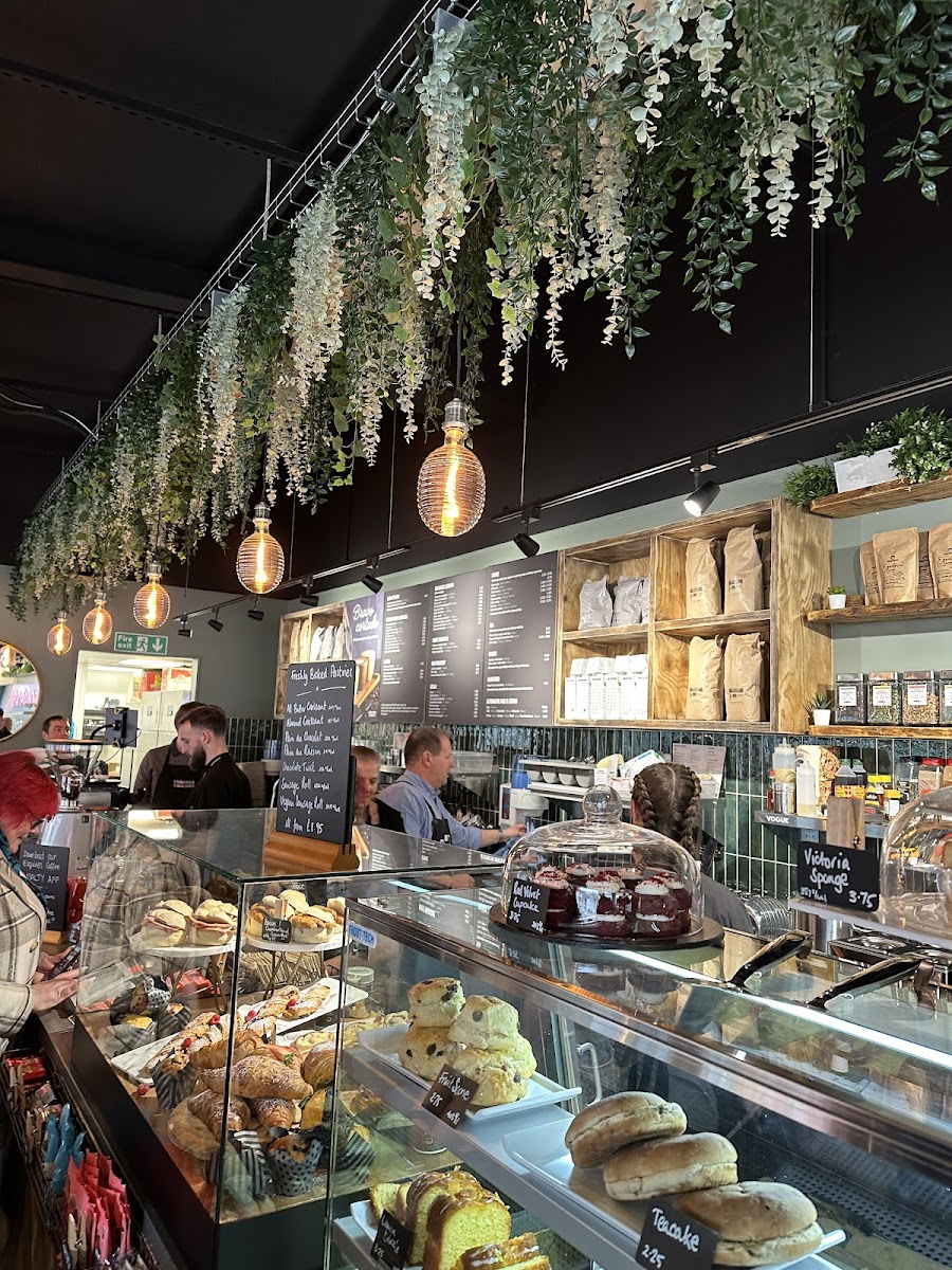 Esquires Coffee Corby-3