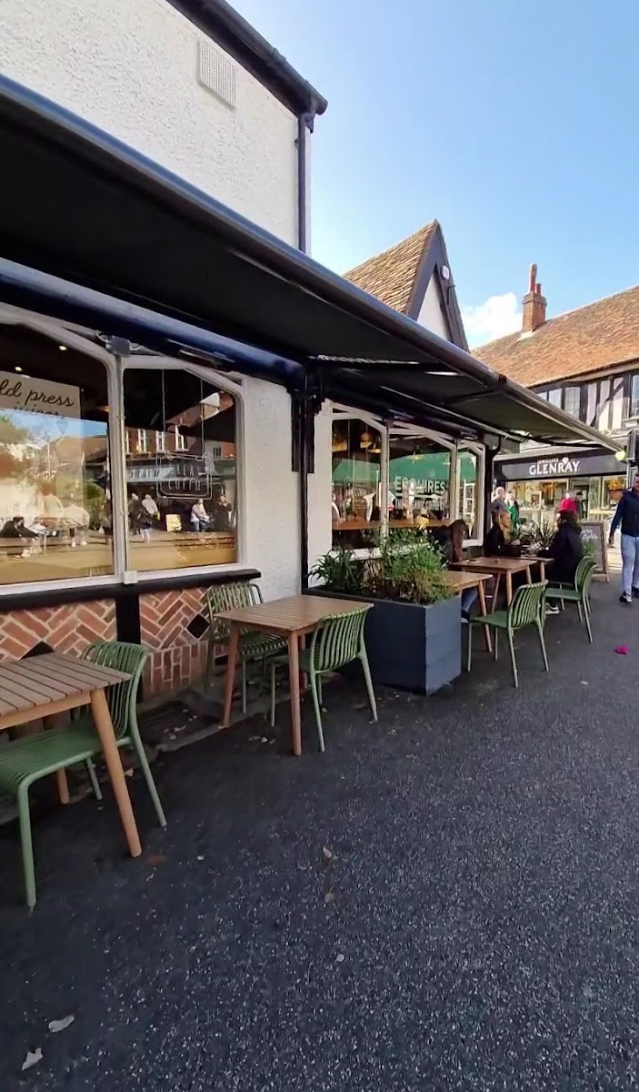 Esquires Coffee Hitchin-2