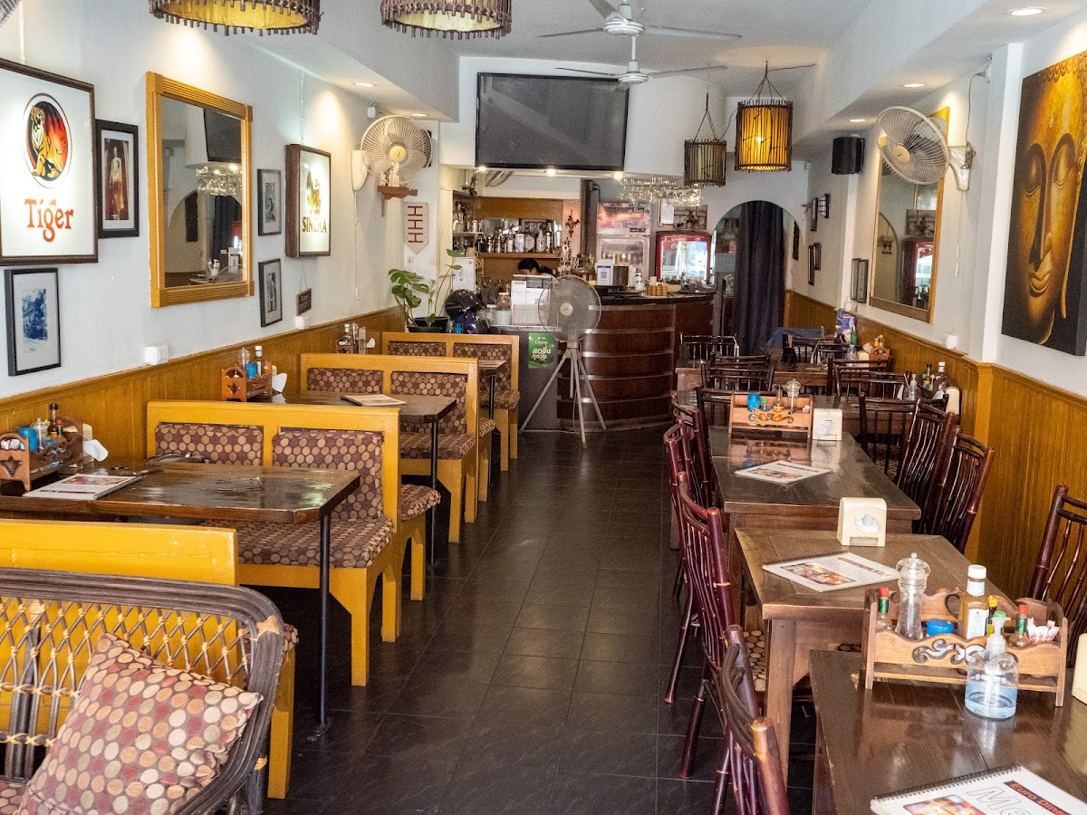 Euro Diner & Bar