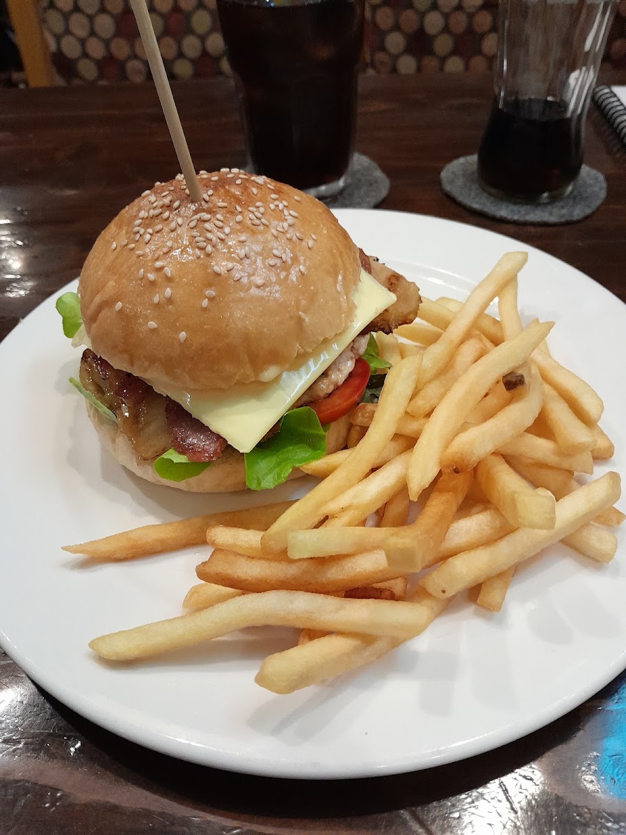 Euro Diner & Bar-10