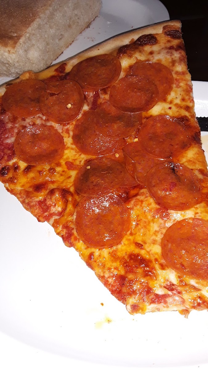 Evelyn's Pizza-4