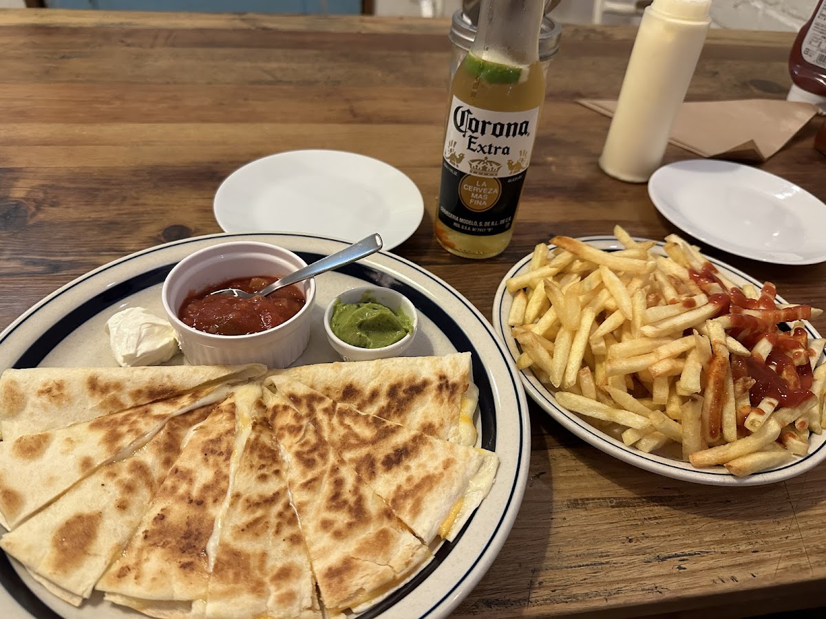 Eviltex Hamburgers & Tex-Mex-9