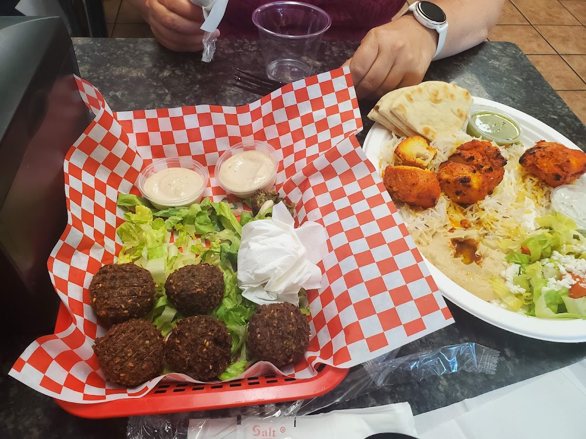 Falafel N Gyro Kabab House-4