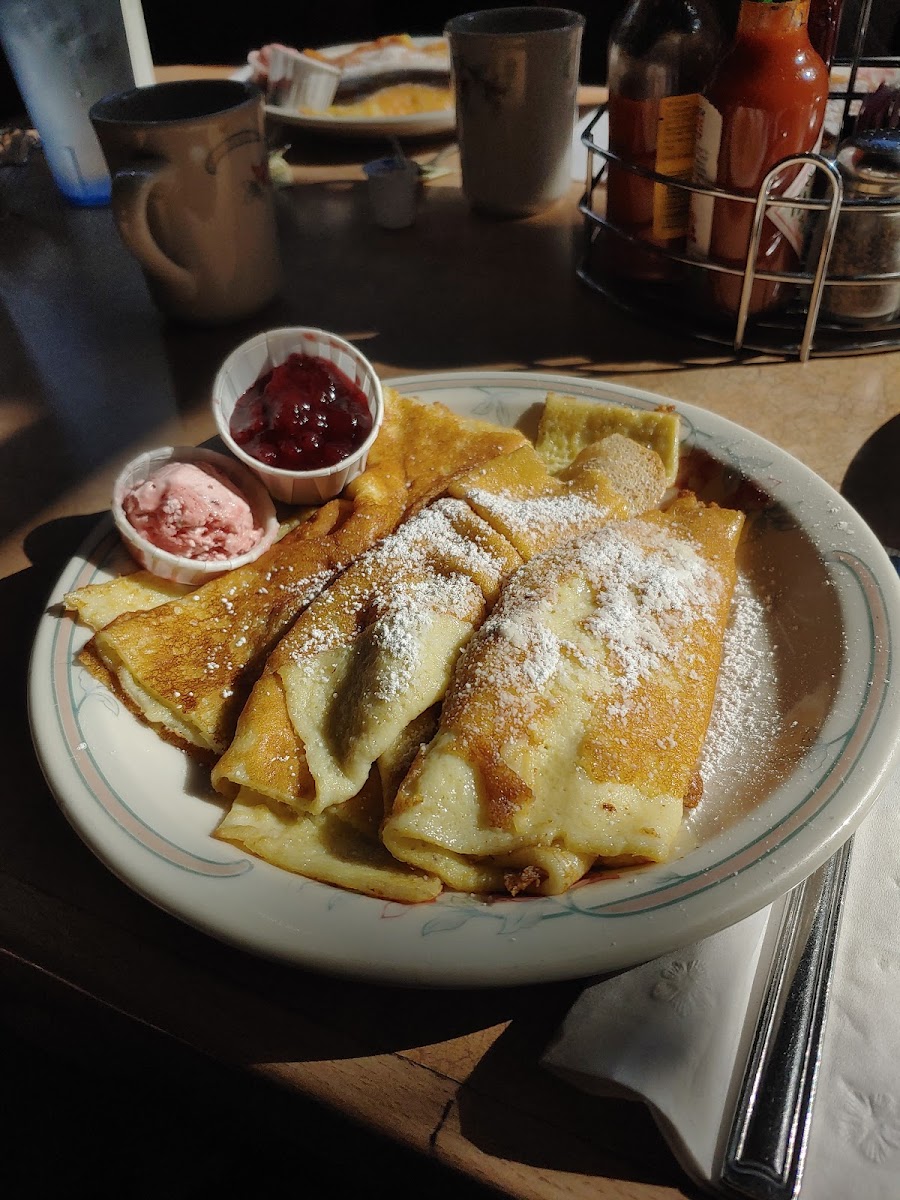 Family Pancake House Redmond-5