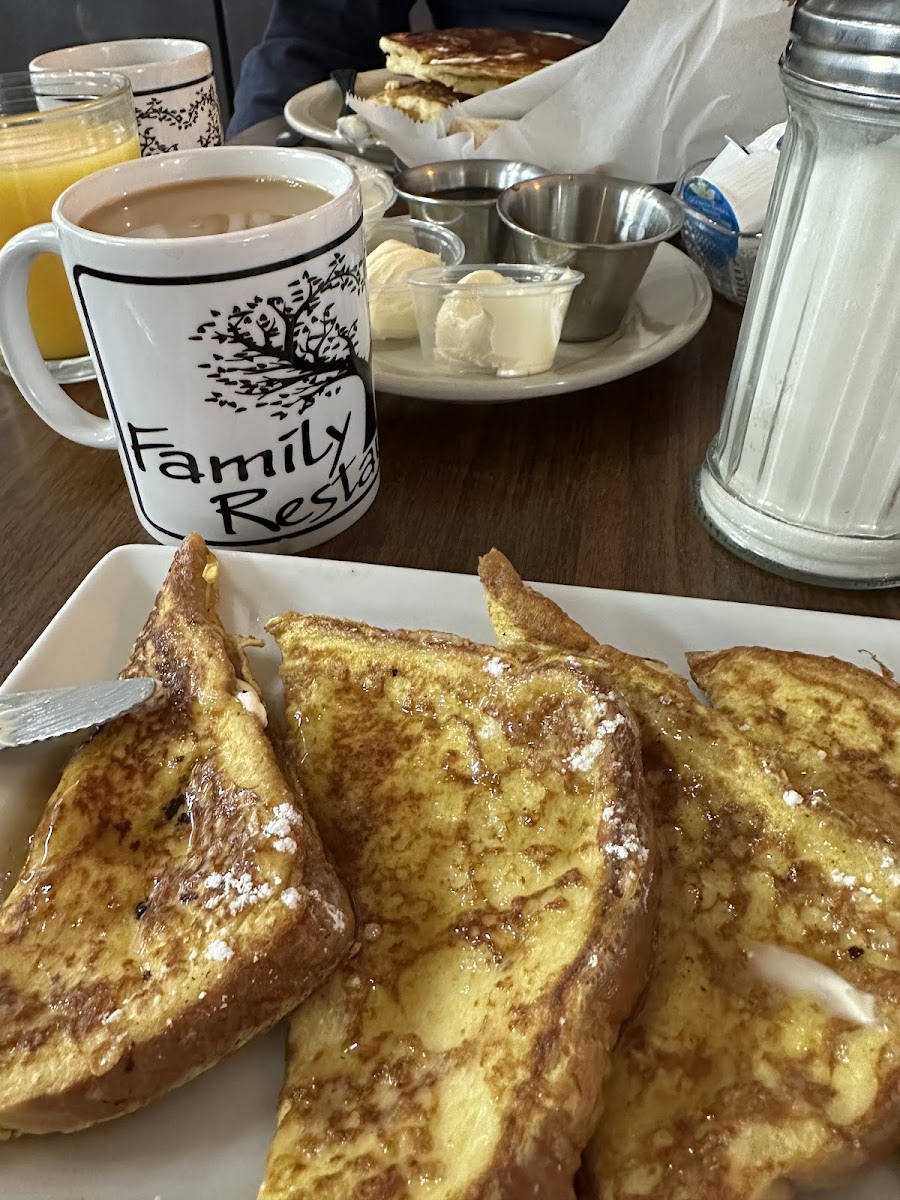 Family Tree-Ts Restaurant And Catering-7
