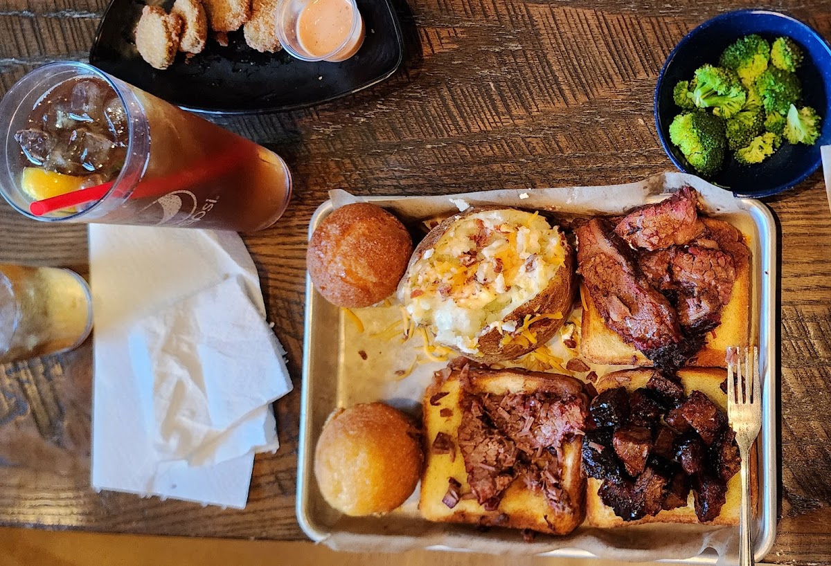 Famous Dave's Bar-B-Que-10