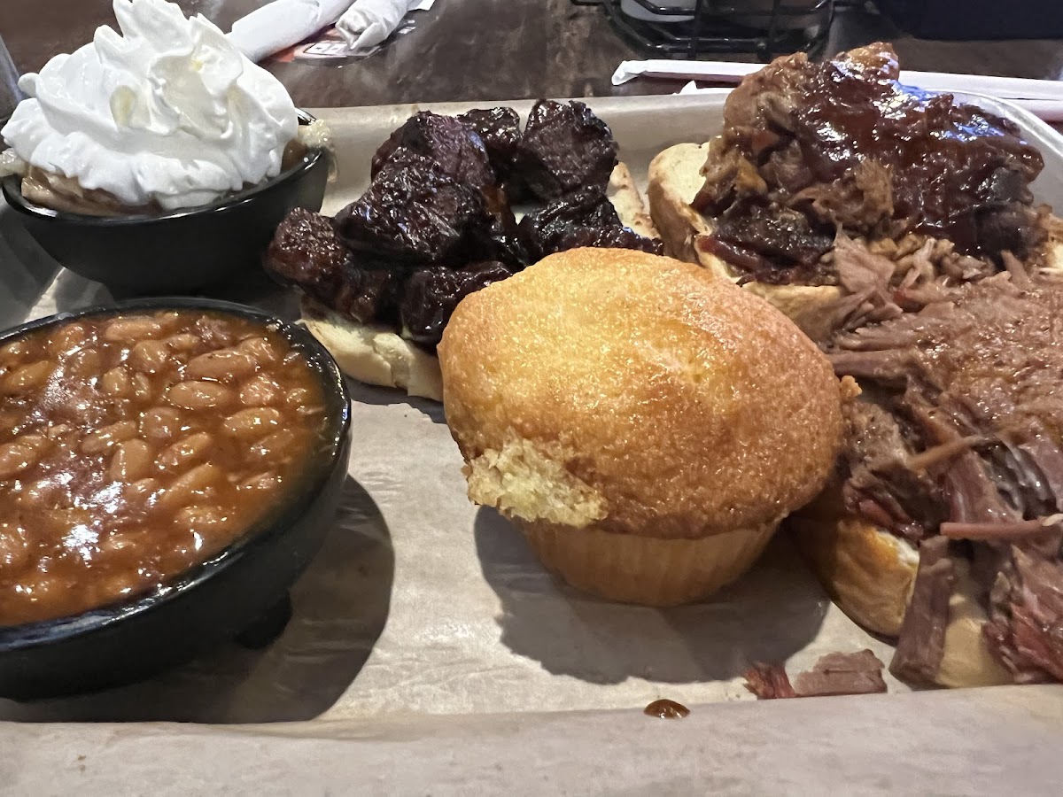 Famous Dave's Bar-B-Que-9