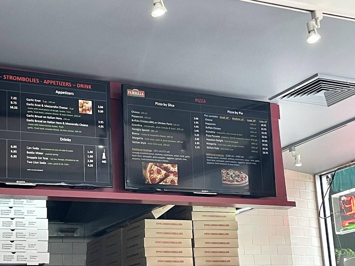 Menu Famous Famiglia Pizzeria-7