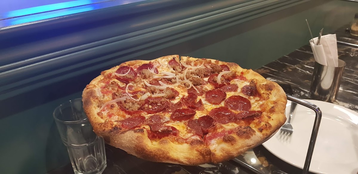 Famous O's Pizza - Dha-8