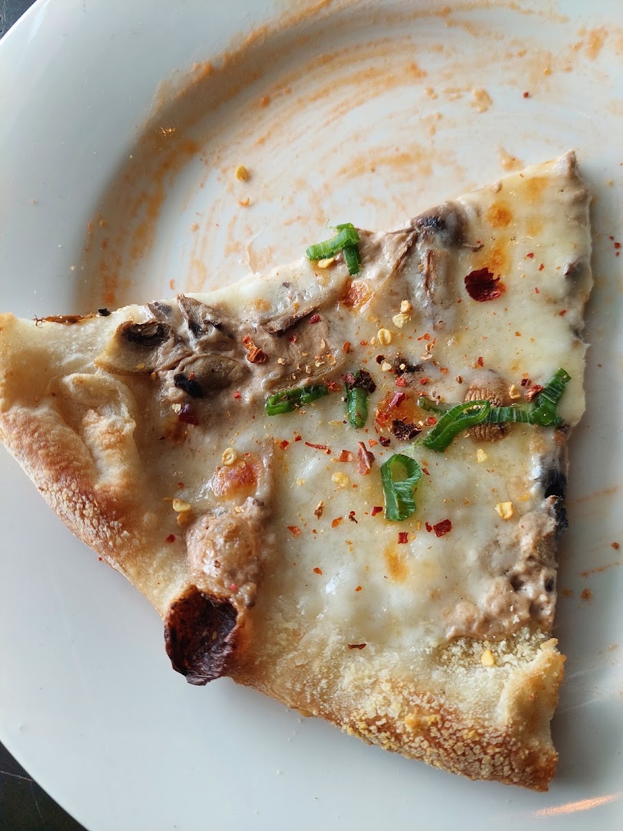 Famous O's Pizza - Dha-9