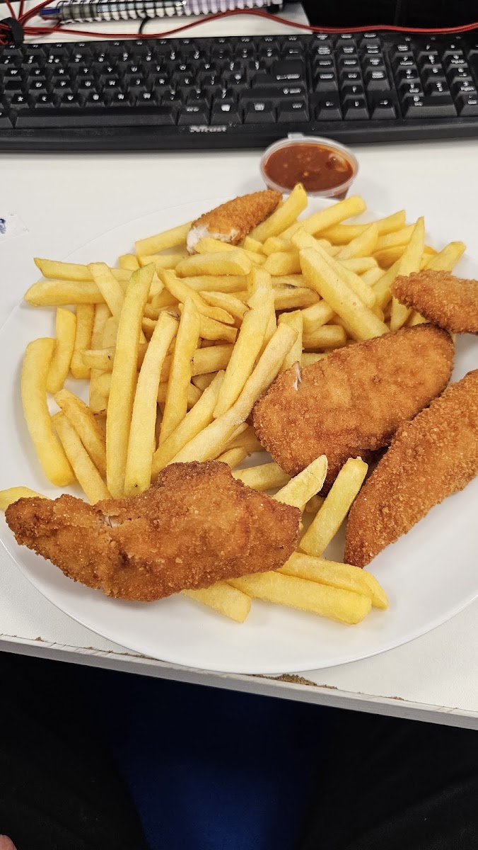 Favorite Chicken & Ribs Witham-3