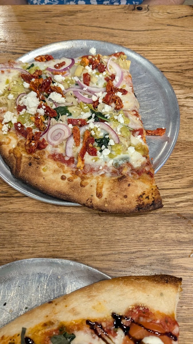 Felix's Pizza Pub-9