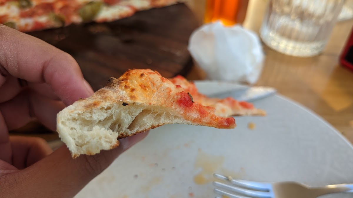 Fellas Pizzeria-10