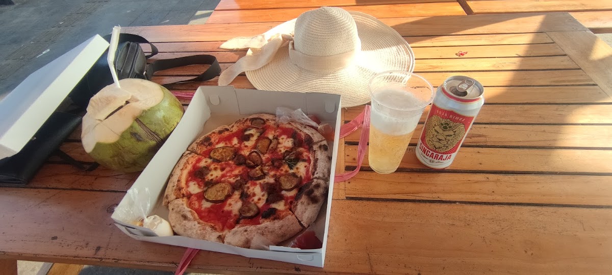 Fellas Pizzeria-6