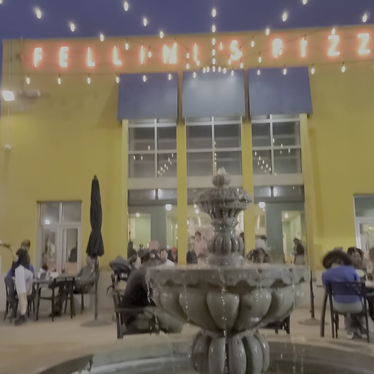 Fellini's Pizza-2