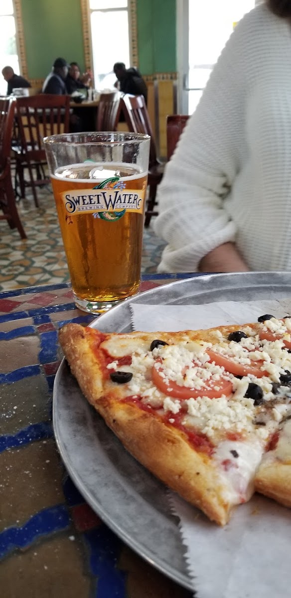 Fellini's Pizza-9